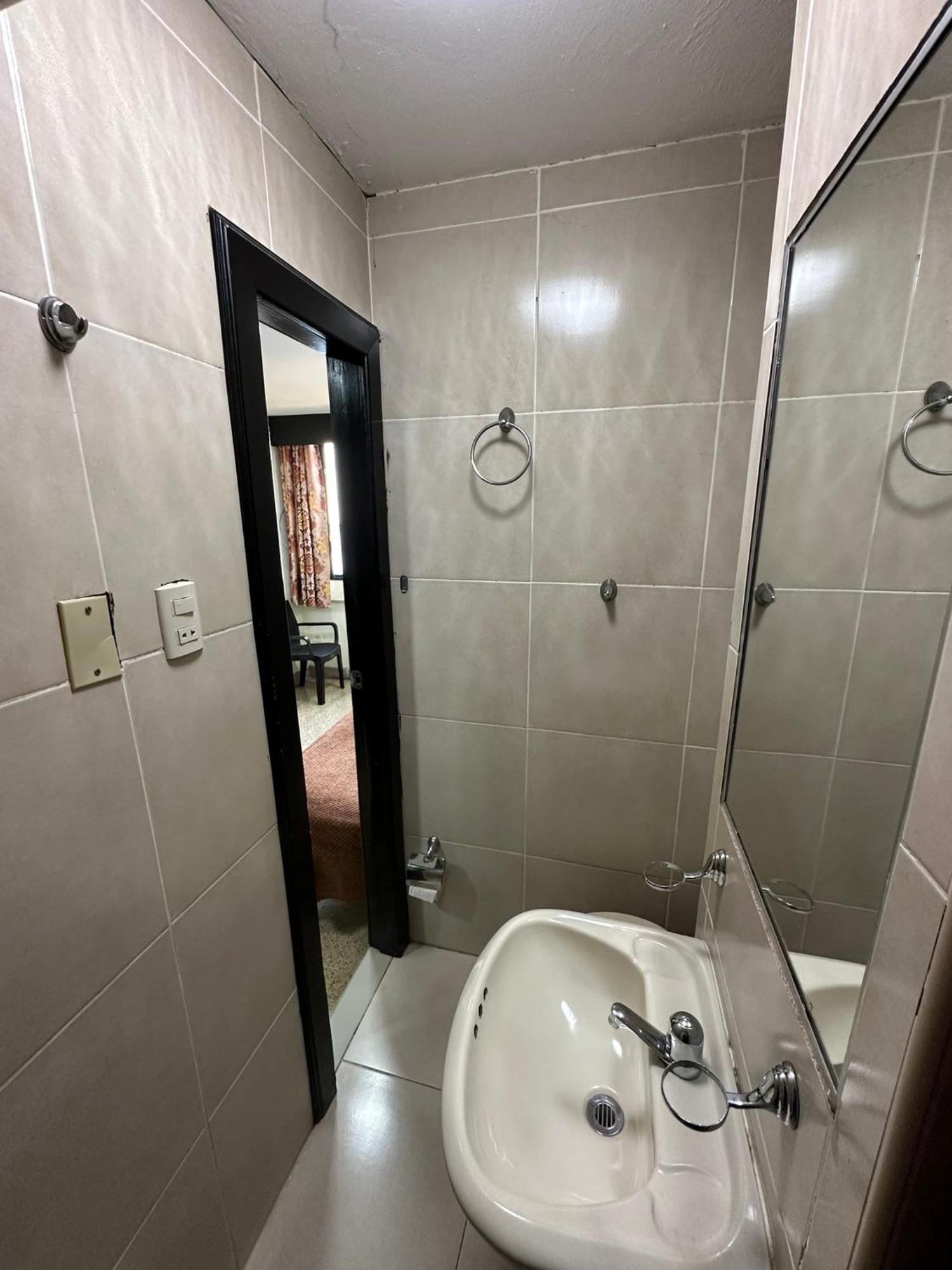 Residencia Terreros Apartment Guayaquil Ngoại thất bức ảnh